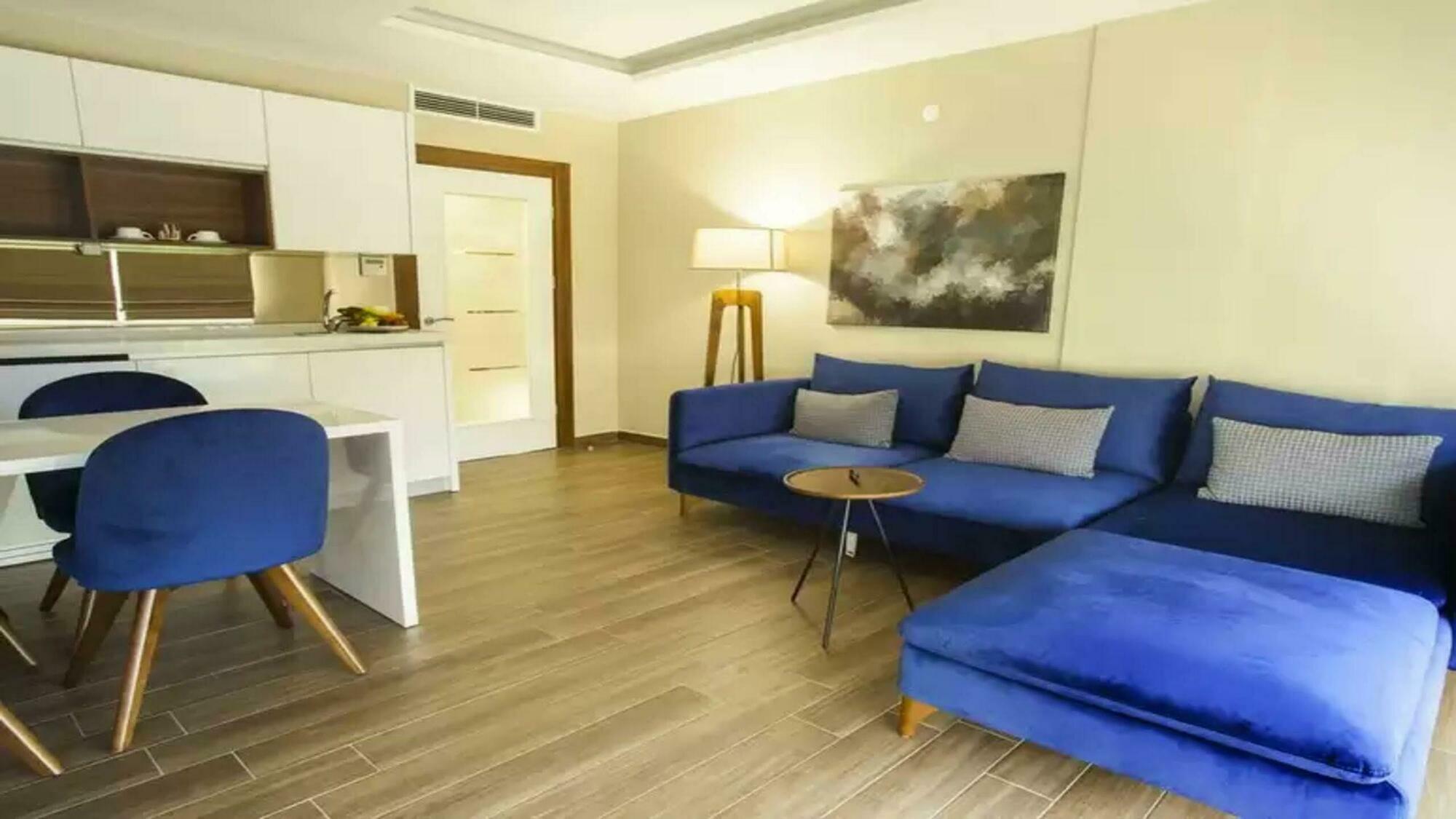 Maxuite Hotel In Home Akcay  Luaran gambar