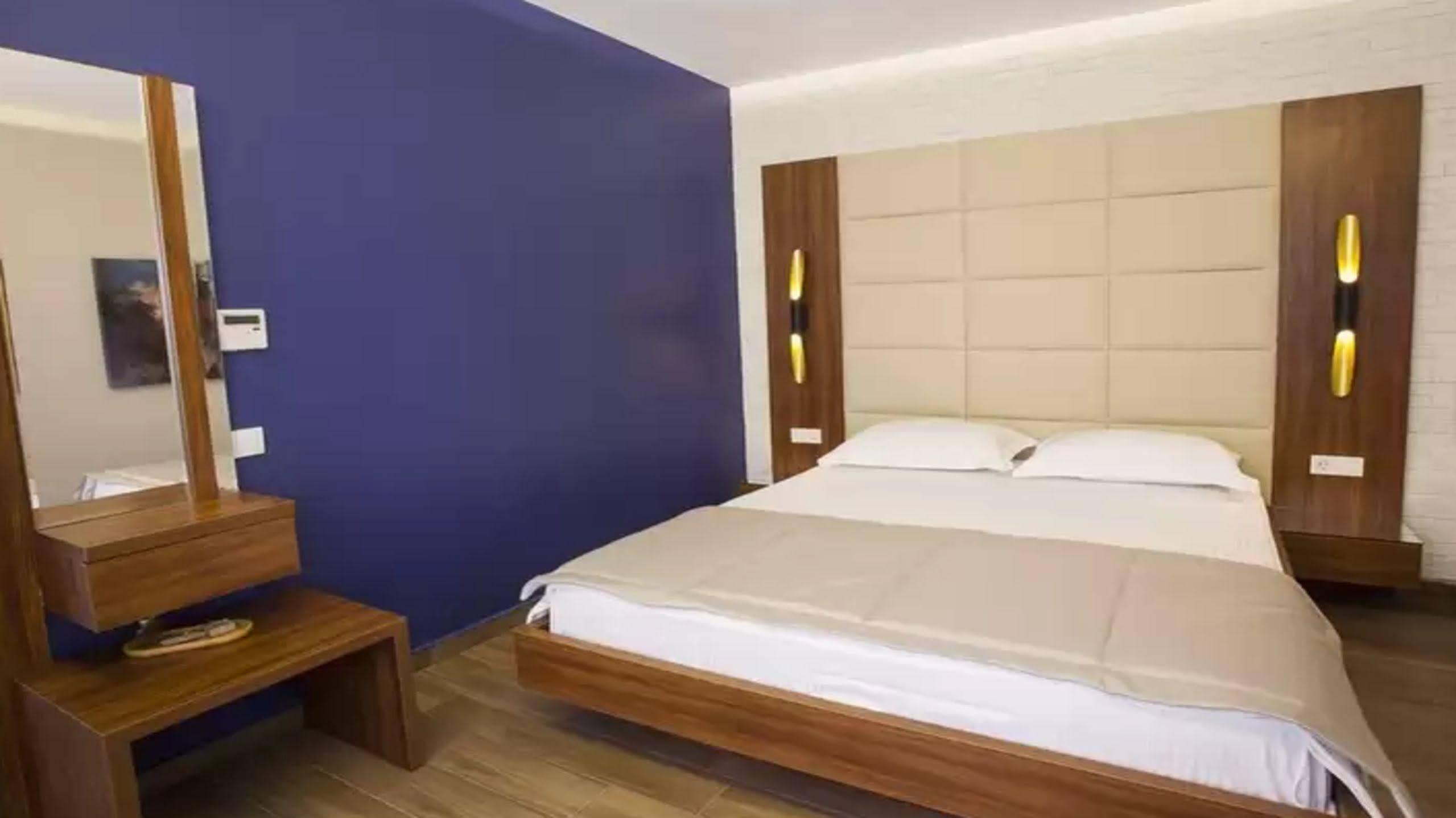 Maxuite Hotel In Home Akcay  Luaran gambar